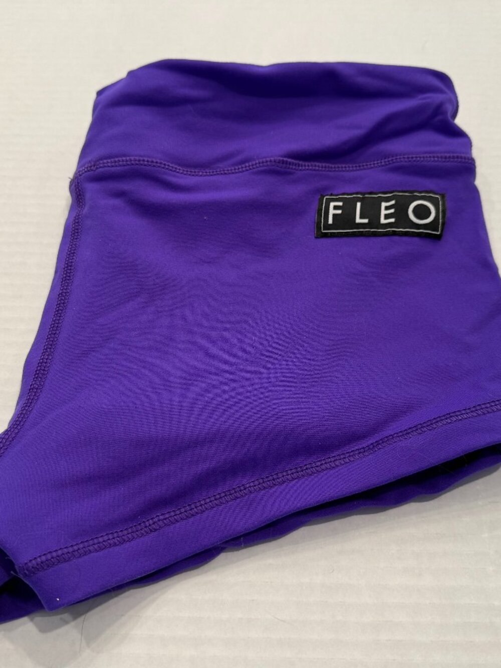 FLEO Purple Shorts | 2.5" Inseam | Size Large | EUC